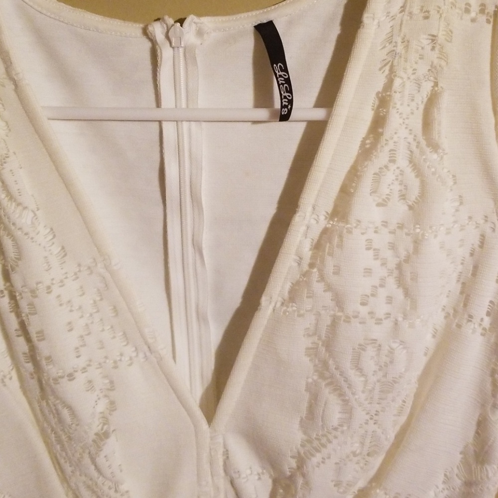 Lulu's Dress - Picture 2 of 3